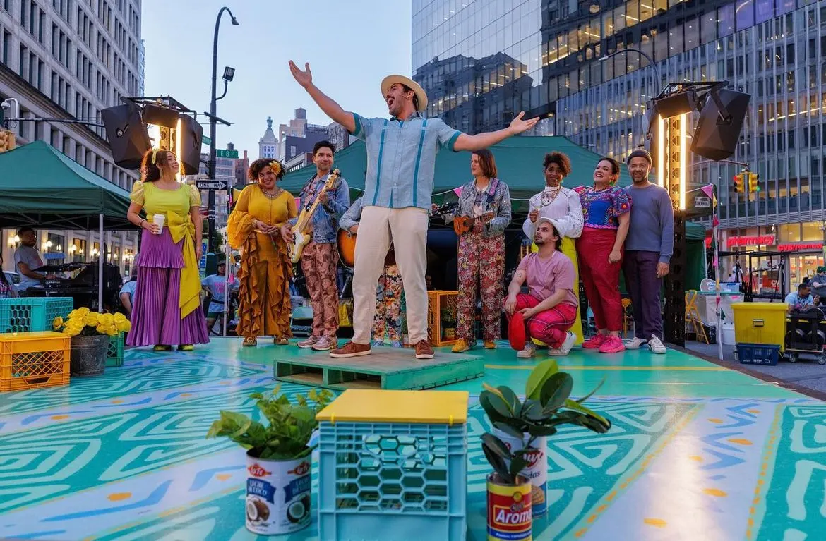 The Mobile Unit performing The Comedy of Errors on a public plaza